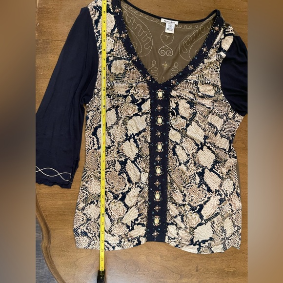 Animal print multi media tunic - Picture 9 of 11